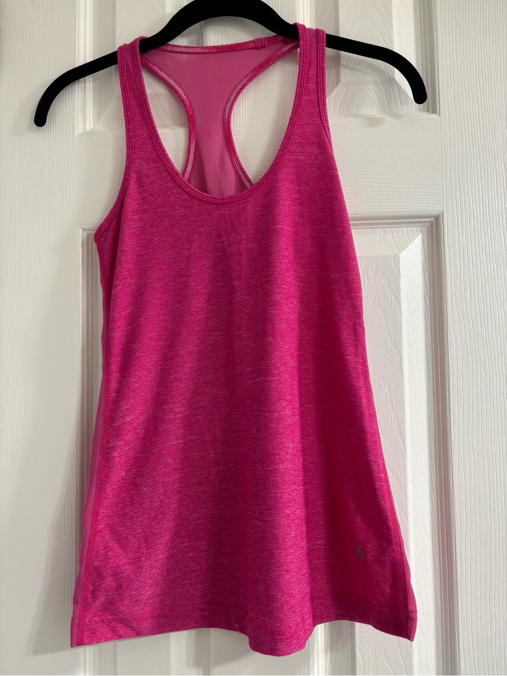 Lululemon Size 2 Women’s Racerback Tank Top - Hot Pink